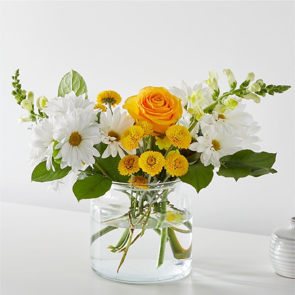 Sun Salutation Bouquet – TIM'S TREEHOUSE NURSERY & FLORAL, Sutherlin OR