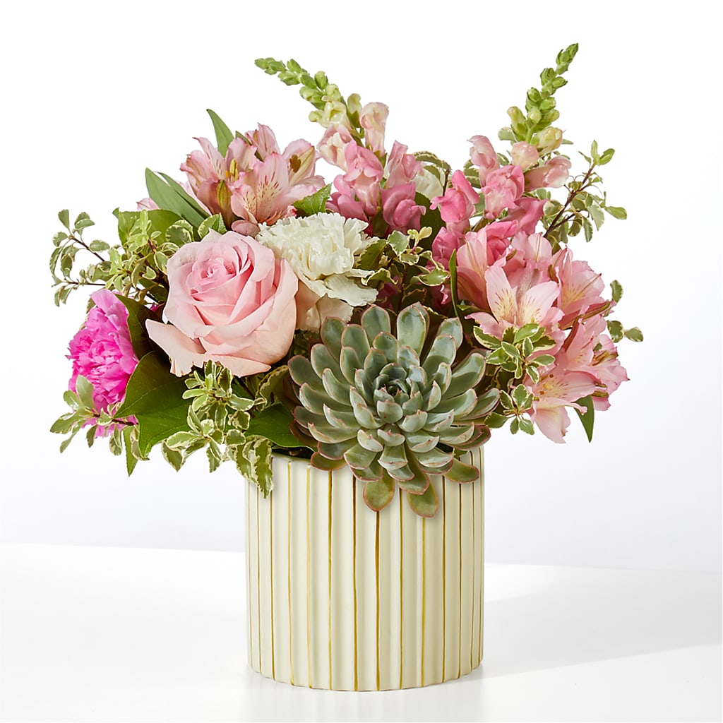 Magenta Musings Bouquet – TIM'S TREEHOUSE NURSERY & FLORAL, Sutherlin OR