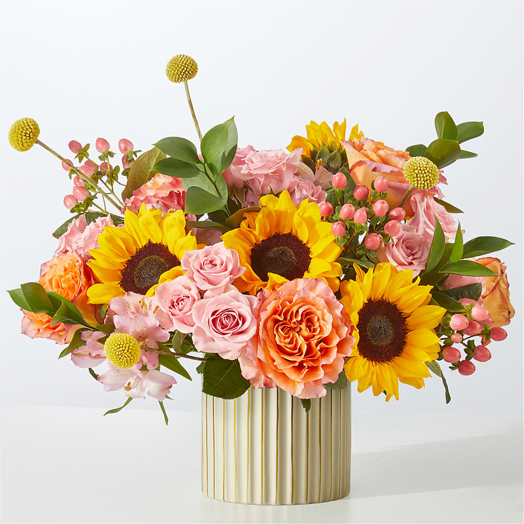 Sun's Out Bouquet – TIM'S TREEHOUSE NURSERY & FLORAL, Sutherlin OR