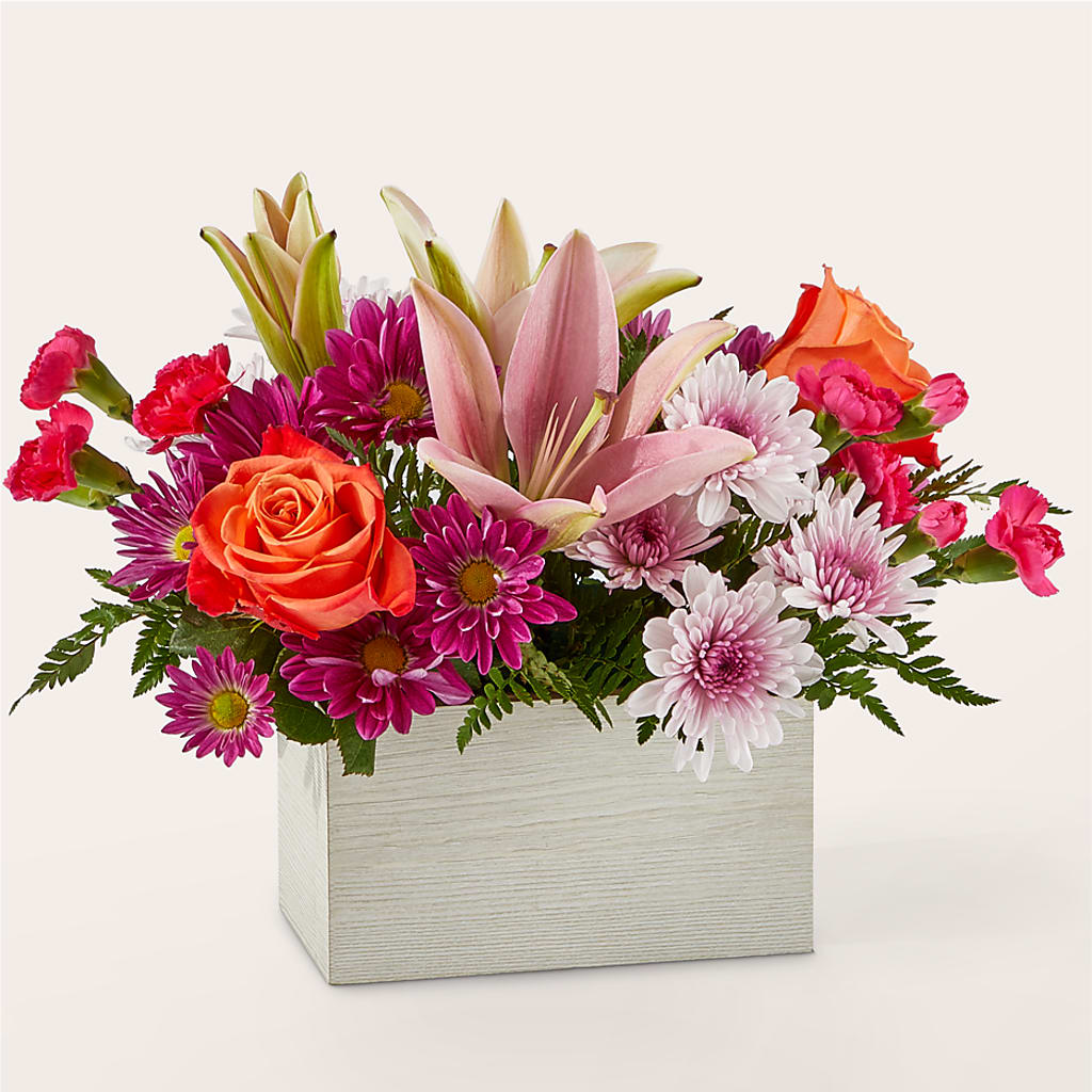 Light of My Life Box Bouquet – TIM'S TREEHOUSE NURSERY & FLORAL, Sutherlin OR