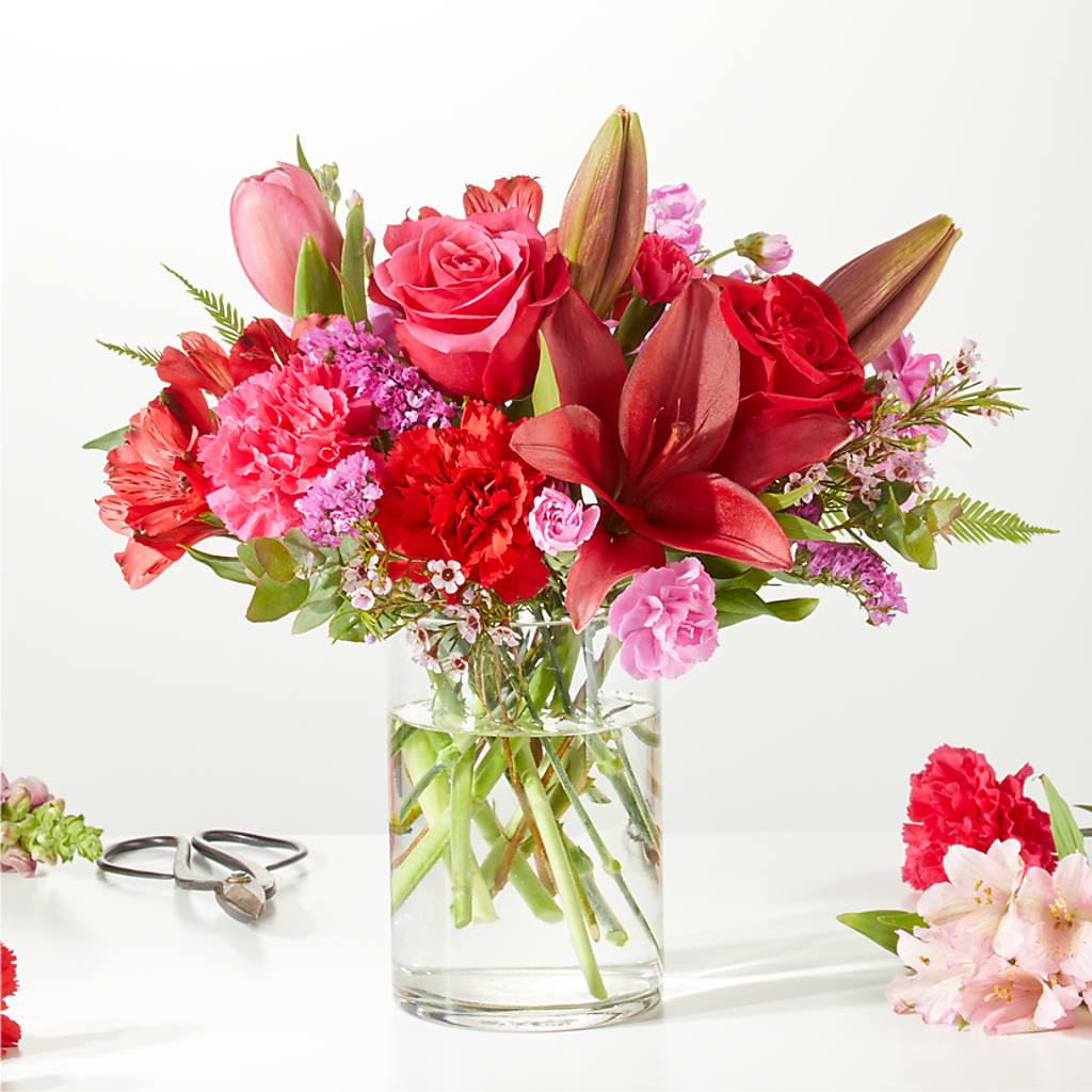 Together Forever - A Florist Original – TIM'S TREEHOUSE NURSERY & FLORAL, Sutherlin OR