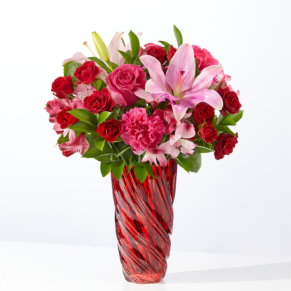 In Love Bouquet with Luxe Swirl Vase – TIM'S TREEHOUSE NURSERY & FLORAL, Sutherlin OR