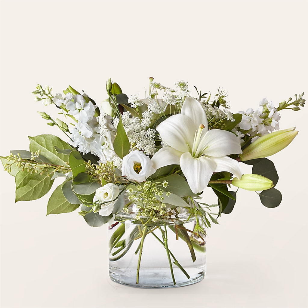 Alluring Elegance Bouquet – TIM'S TREEHOUSE NURSERY & FLORAL, Sutherlin OR