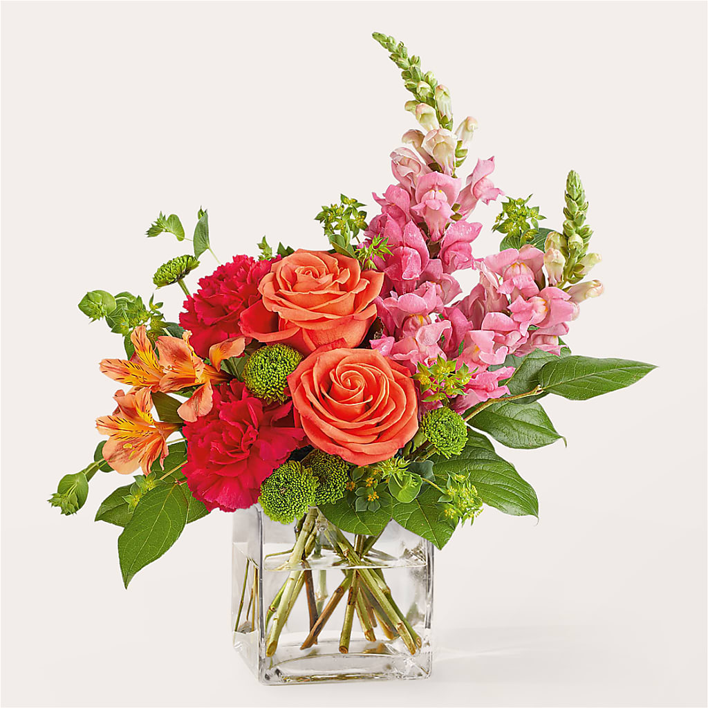 Cosmopolitan Bouquet – TIM'S TREEHOUSE NURSERY & FLORAL, Sutherlin OR