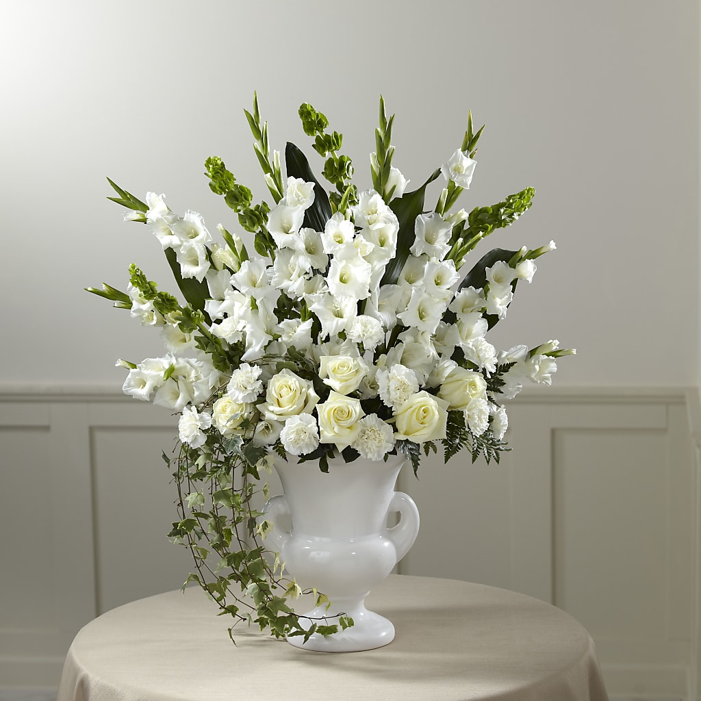 Fond Reflections Arrangement – TIM'S TREEHOUSE NURSERY & FLORAL, Sutherlin OR