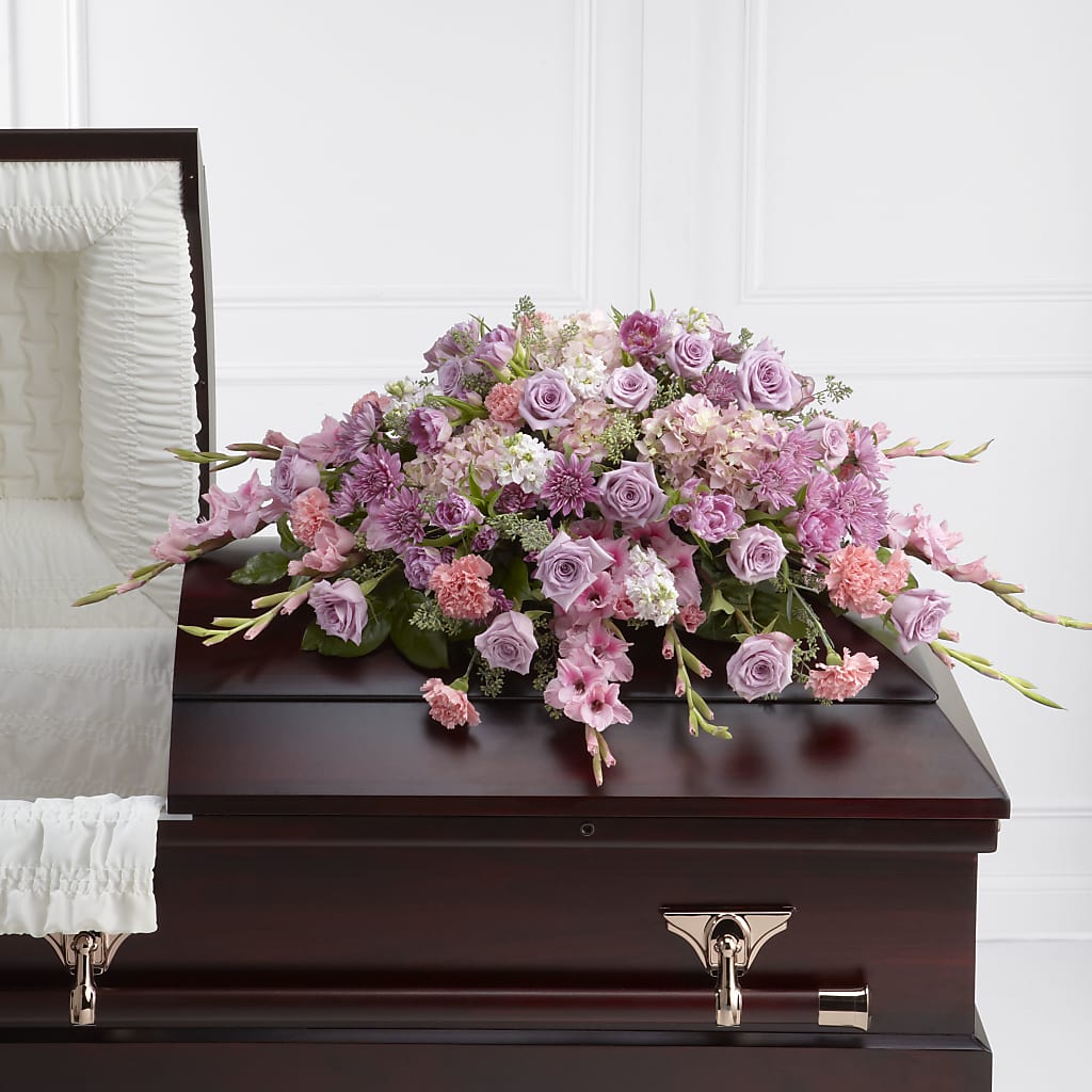 Immorata Casket Spray – TIM'S TREEHOUSE NURSERY & FLORAL, Sutherlin OR