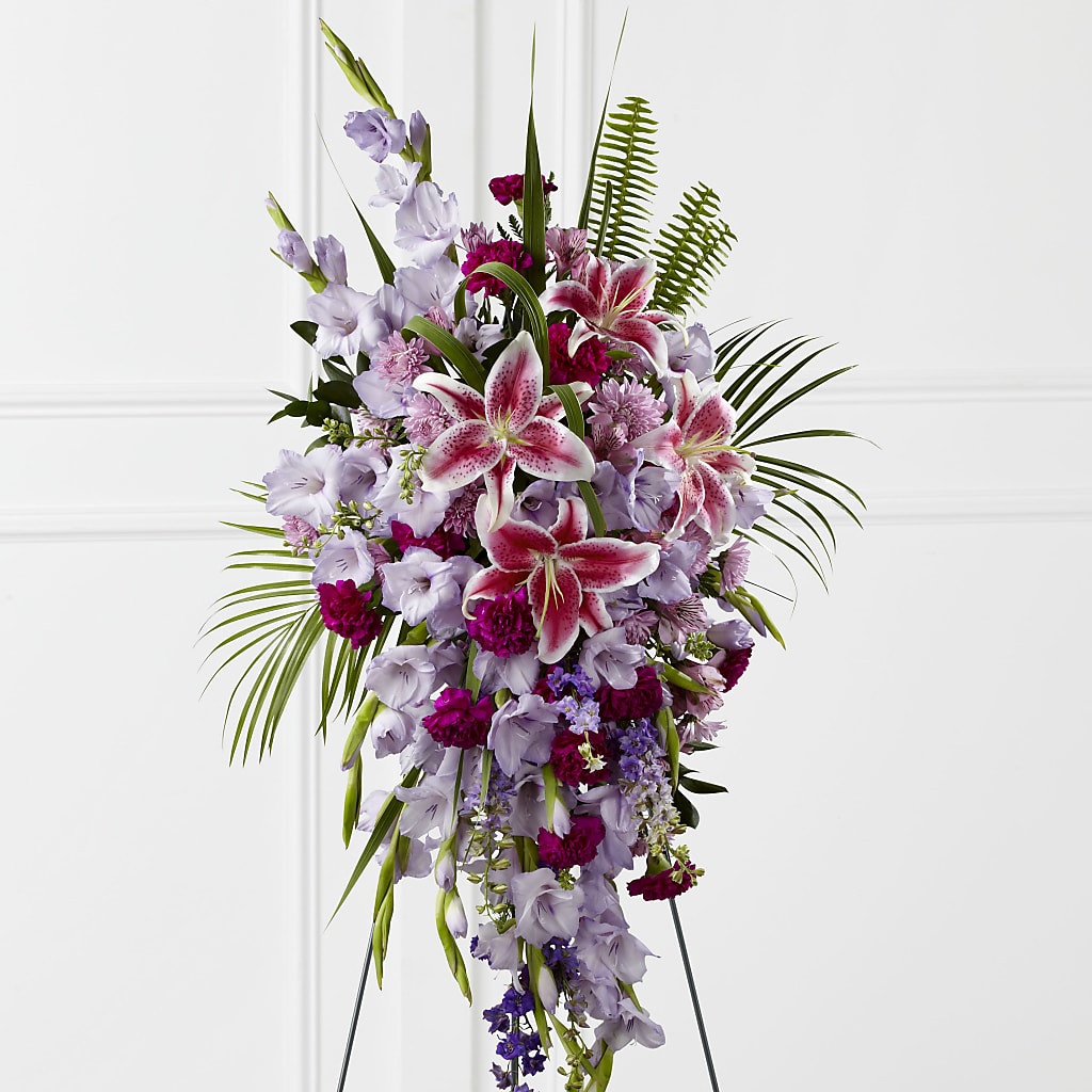 Tender Touch Standing Spray – TIM'S TREEHOUSE NURSERY & FLORAL, Sutherlin OR