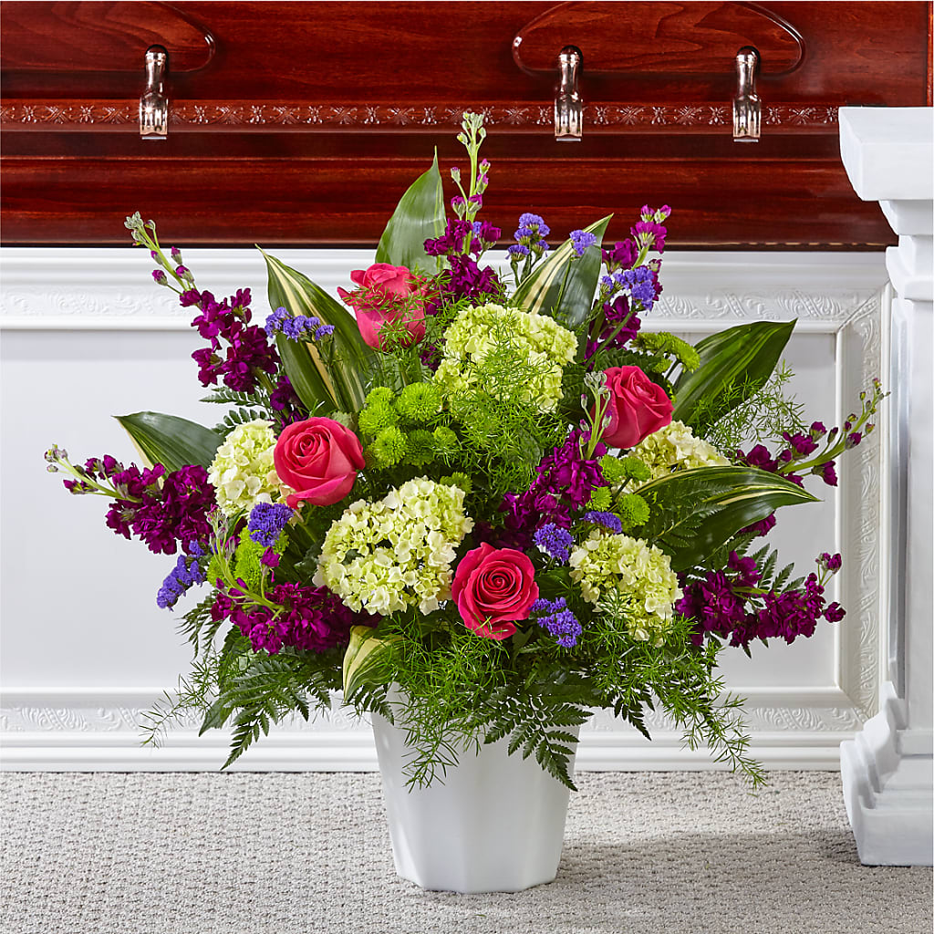 Beautiful Horizons Floor Basket – TIM'S TREEHOUSE NURSERY & FLORAL, Sutherlin OR