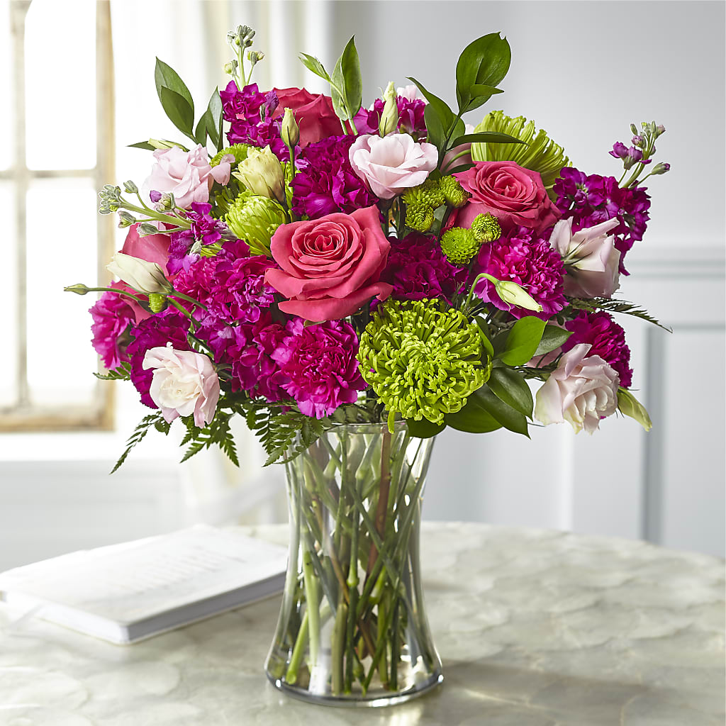 Everlasting Embrace Bouquet – TIM'S TREEHOUSE NURSERY & FLORAL, Sutherlin OR
