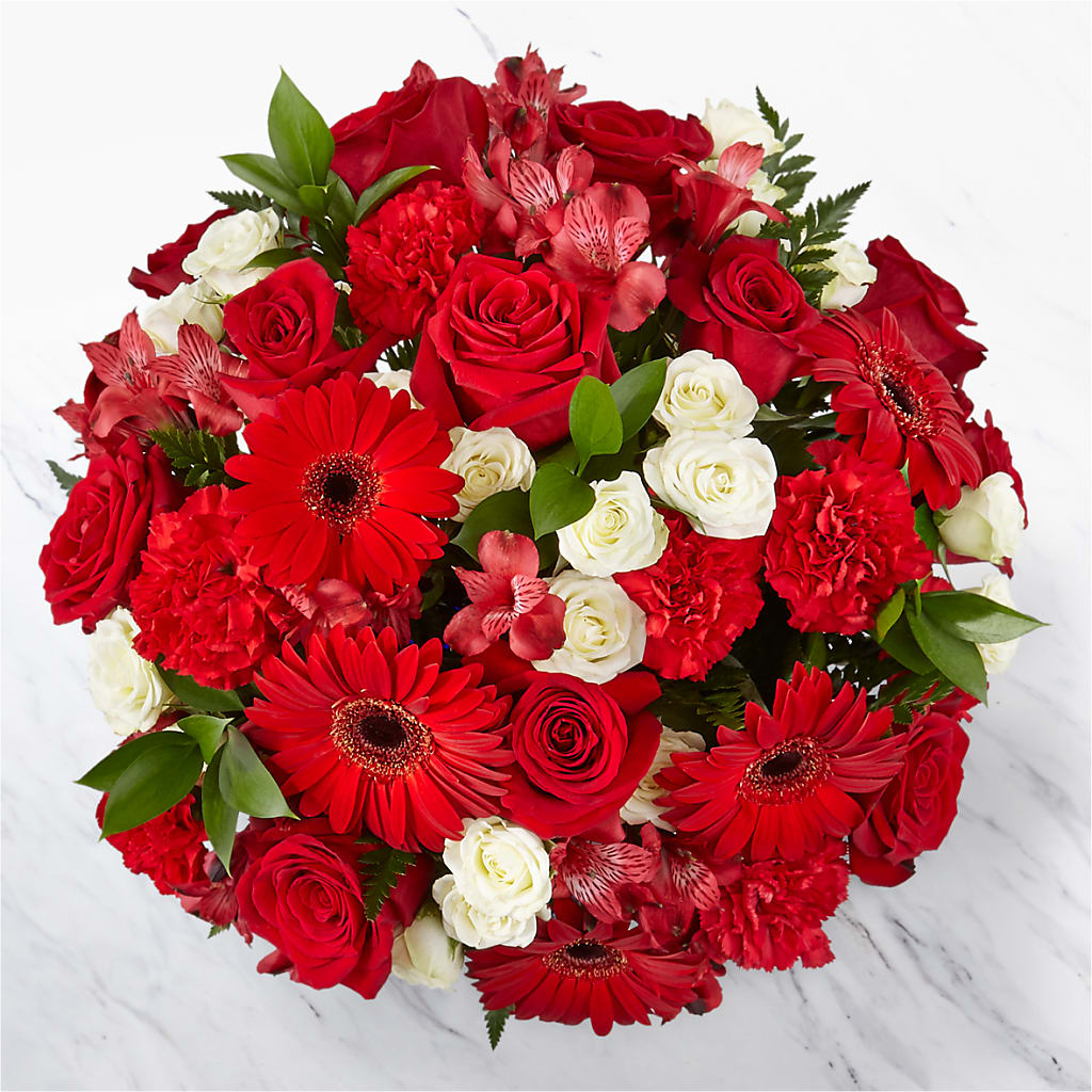 Hearts Embrace Bouquet – TIM'S TREEHOUSE NURSERY & FLORAL, Sutherlin OR
