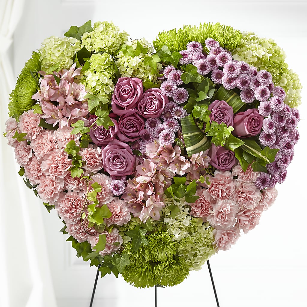 Heartwarming Standing Heart – TIM'S TREEHOUSE NURSERY & FLORAL, Sutherlin OR