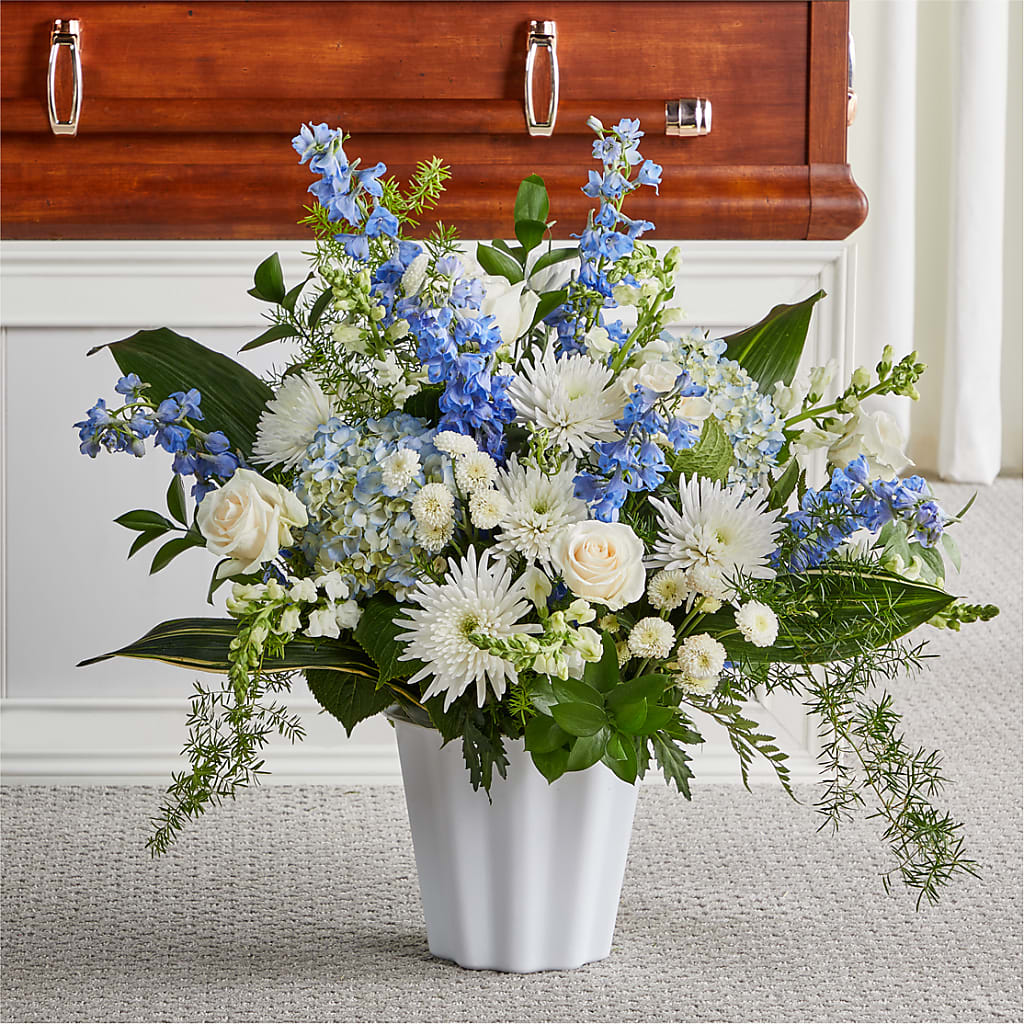 Everlasting Memories Floor Basket – TIM'S TREEHOUSE NURSERY & FLORAL, Sutherlin OR