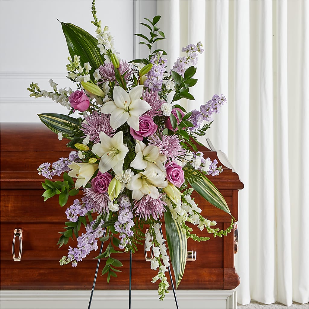 Grateful Hearts Standing Spray – TIM'S TREEHOUSE NURSERY & FLORAL, Sutherlin OR