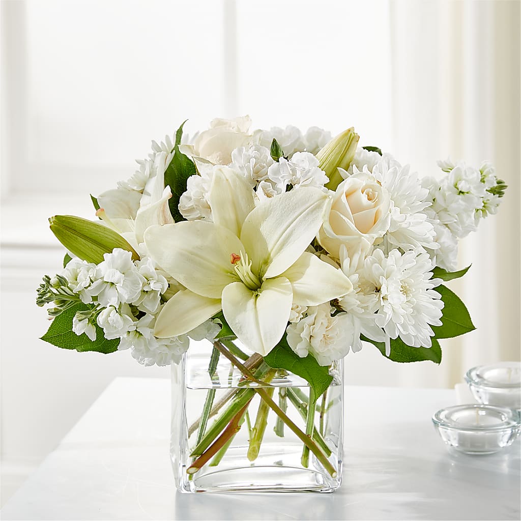 Gentle Breeze Bouquet – TIM'S TREEHOUSE NURSERY & FLORAL, Sutherlin OR