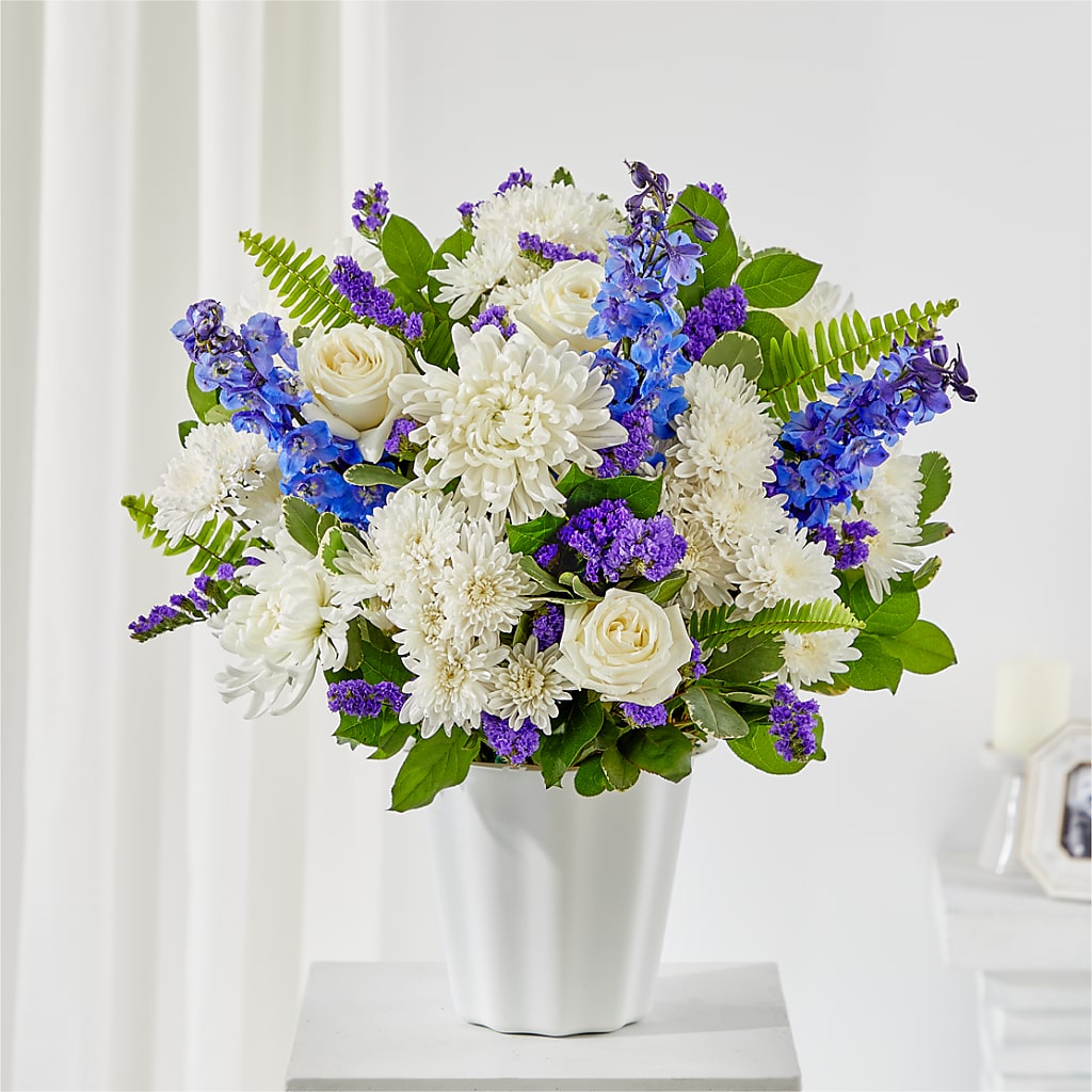Hold Dear Tabletop Basket – TIM'S TREEHOUSE NURSERY & FLORAL, Sutherlin OR