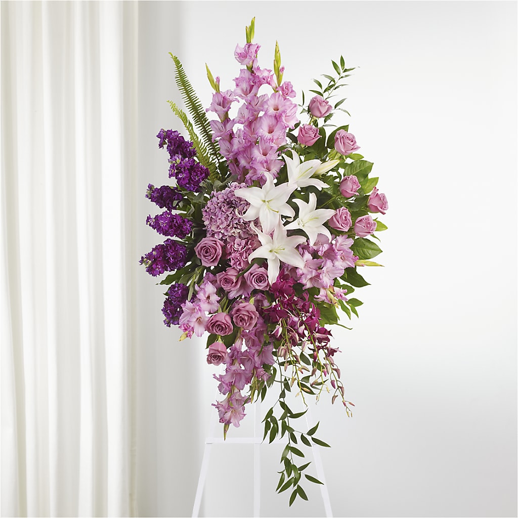 Never Alone Standing Spray – TIM'S TREEHOUSE NURSERY & FLORAL, Sutherlin OR