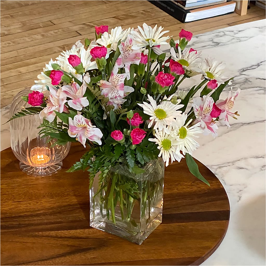 Sweet Surprises® Bouquet – TIM'S TREEHOUSE NURSERY & FLORAL, Sutherlin OR