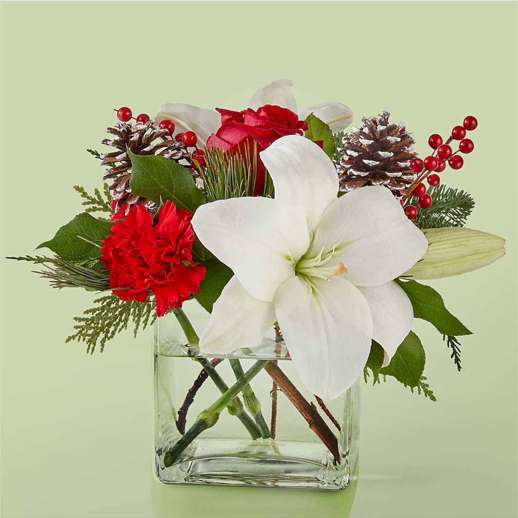 Glistening Icicles Bouquet – TIM'S TREEHOUSE NURSERY & FLORAL, Sutherlin OR