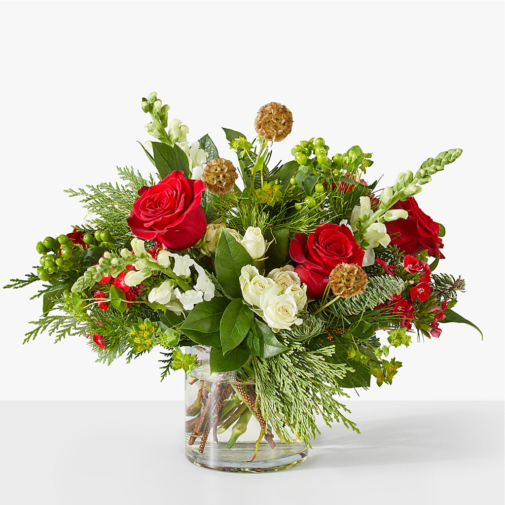 Deck the Halls Bouquet – TIM'S TREEHOUSE NURSERY & FLORAL, Sutherlin OR