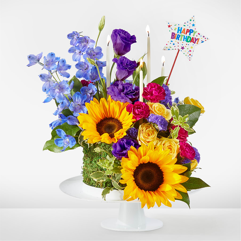 Star of the Day Floral Cake – TIM'S TREEHOUSE NURSERY & FLORAL, Sutherlin OR