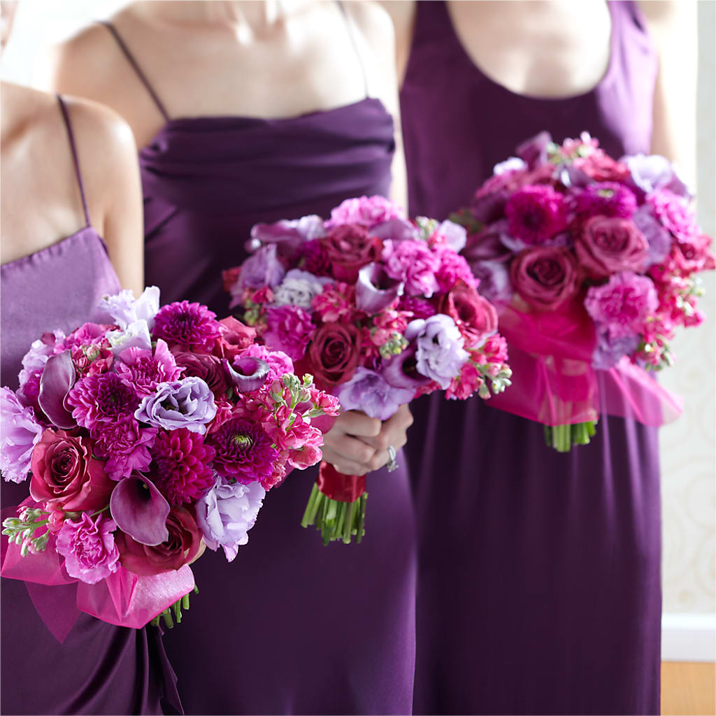 Bridesmaid's Garden Bouquet – TIM'S TREEHOUSE NURSERY & FLORAL, Sutherlin OR