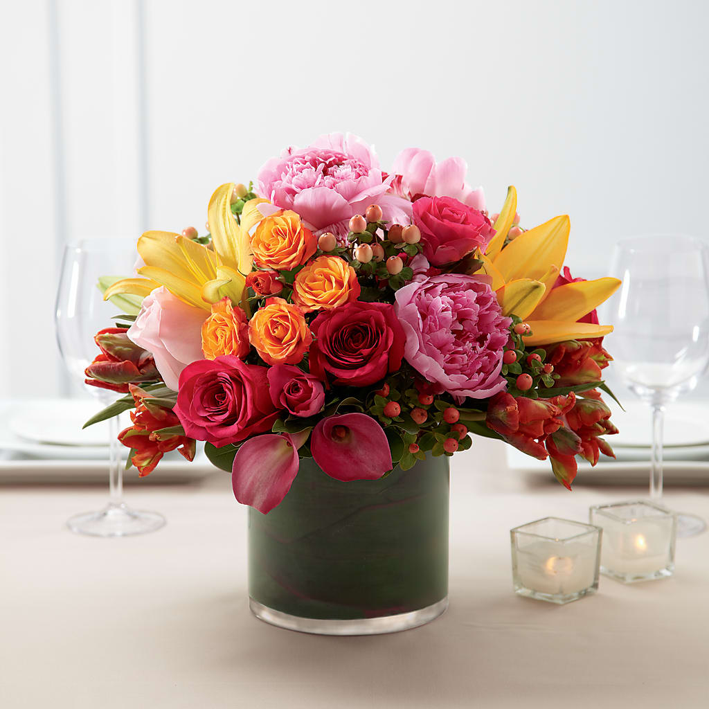 Color Mix Arrangement – TIM'S TREEHOUSE NURSERY & FLORAL, Sutherlin OR