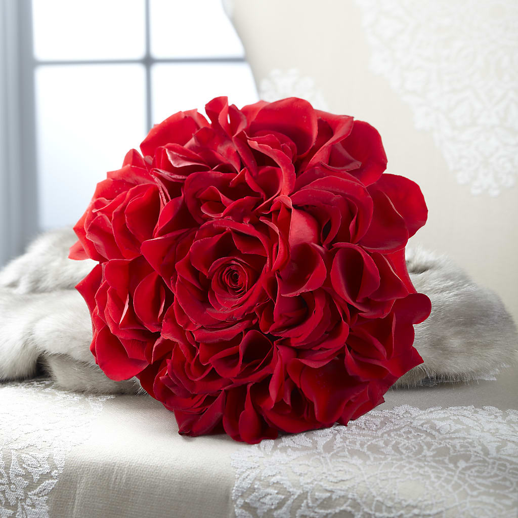 Composite Rose Bouquet – TIM'S TREEHOUSE NURSERY & FLORAL, Sutherlin OR