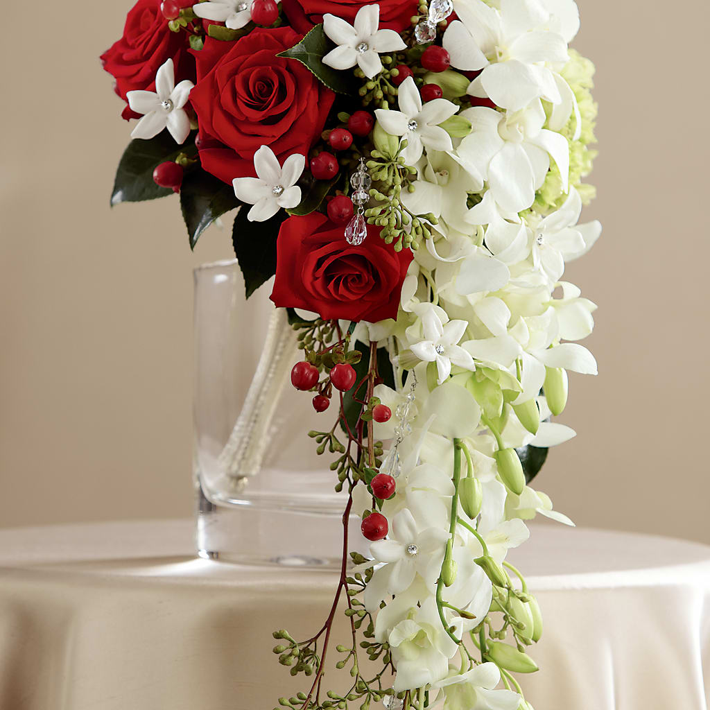 Here Comes the Bride Bouquet – TIM'S TREEHOUSE NURSERY & FLORAL, Sutherlin OR