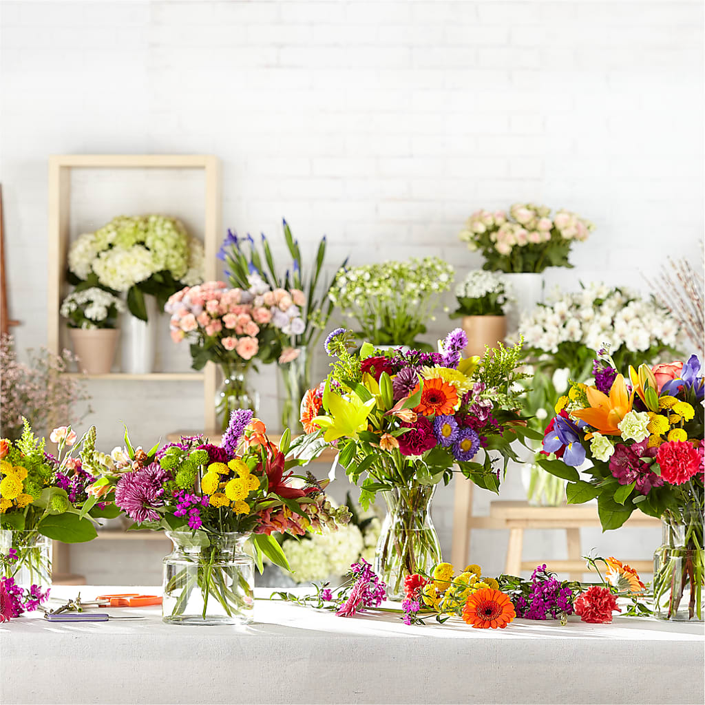 Bold & Bright – A Florist Original – TIM'S TREEHOUSE NURSERY & FLORAL, Sutherlin OR