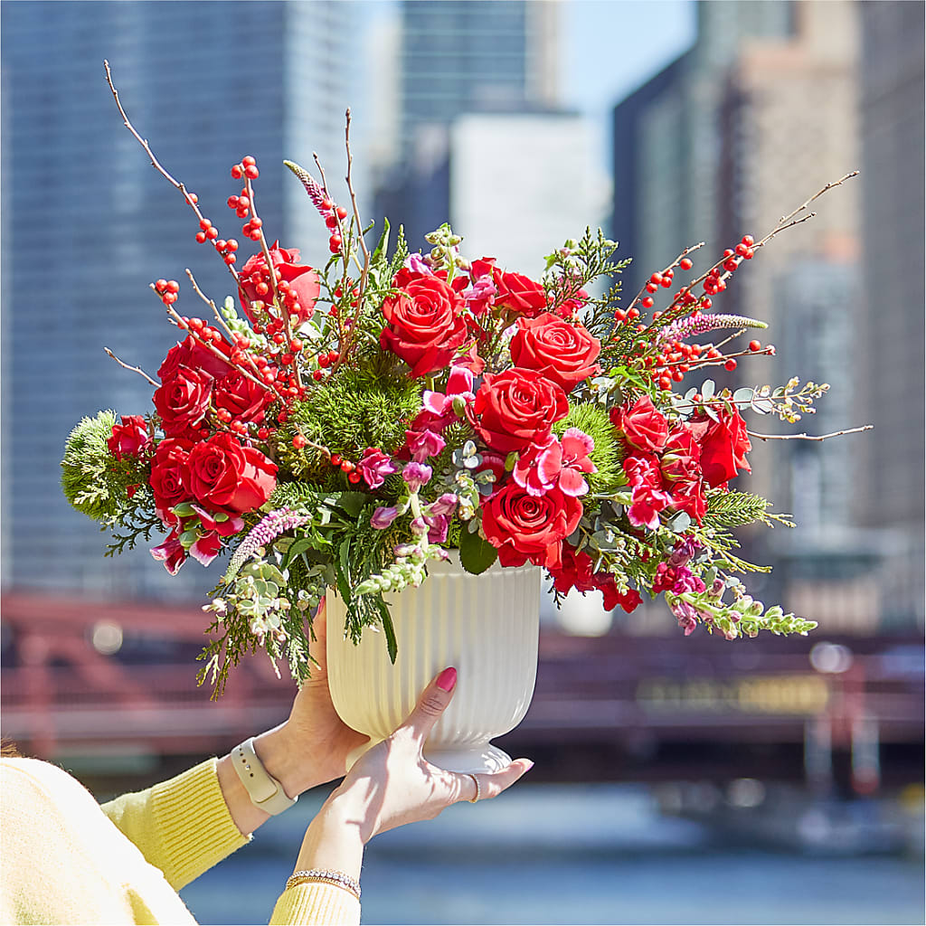 Big Red Bow Bouquet – TIM'S TREEHOUSE NURSERY & FLORAL, Sutherlin OR