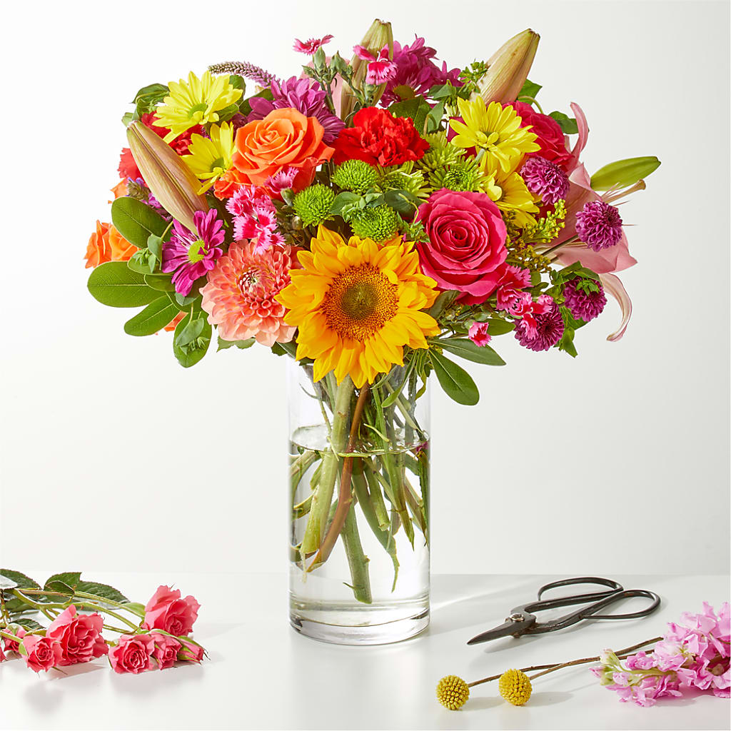 Cue the Confetti - A Florist Original – TIM'S TREEHOUSE NURSERY & FLORAL, Sutherlin OR