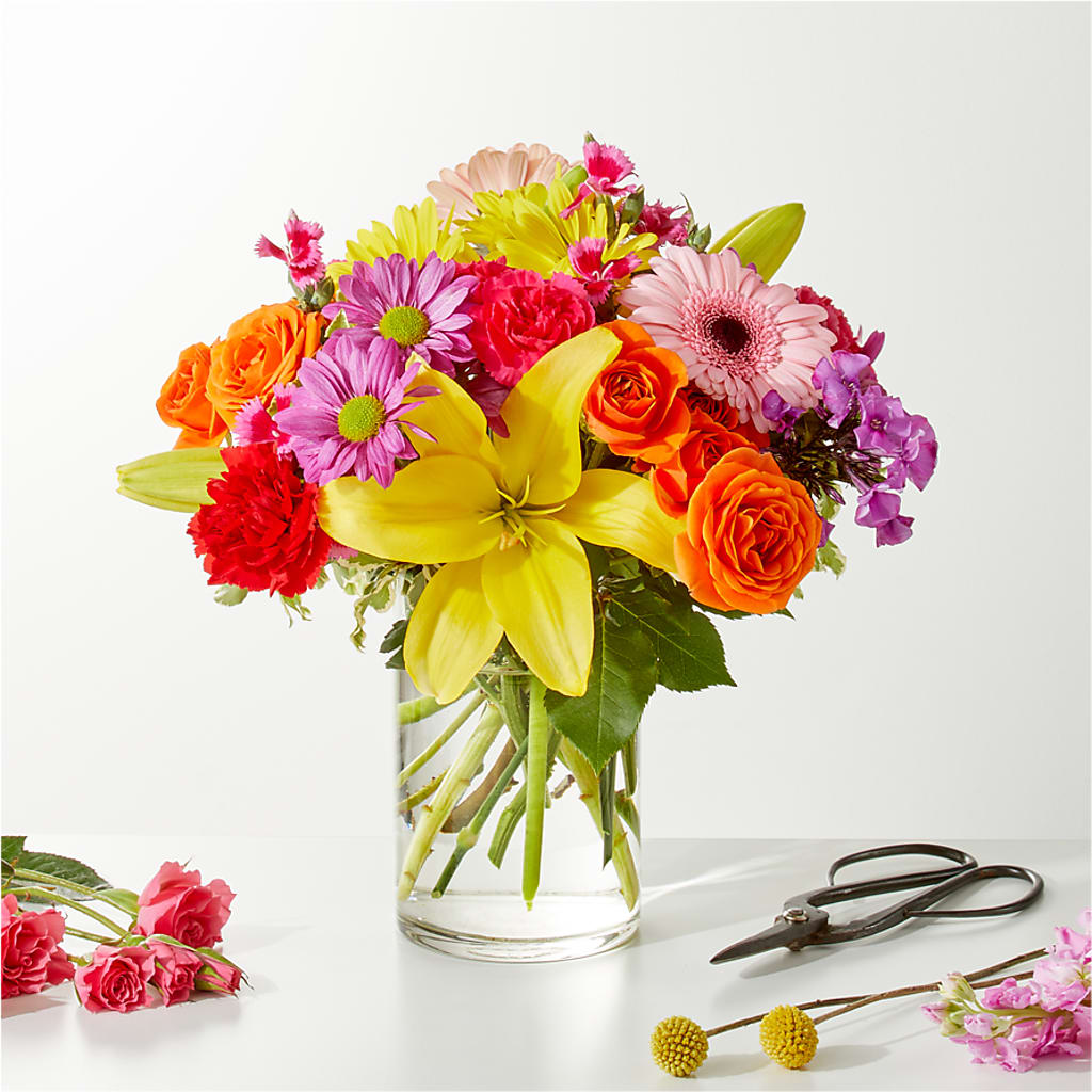 Cue the Confetti - A Florist Original – TIM'S TREEHOUSE NURSERY & FLORAL, Sutherlin OR