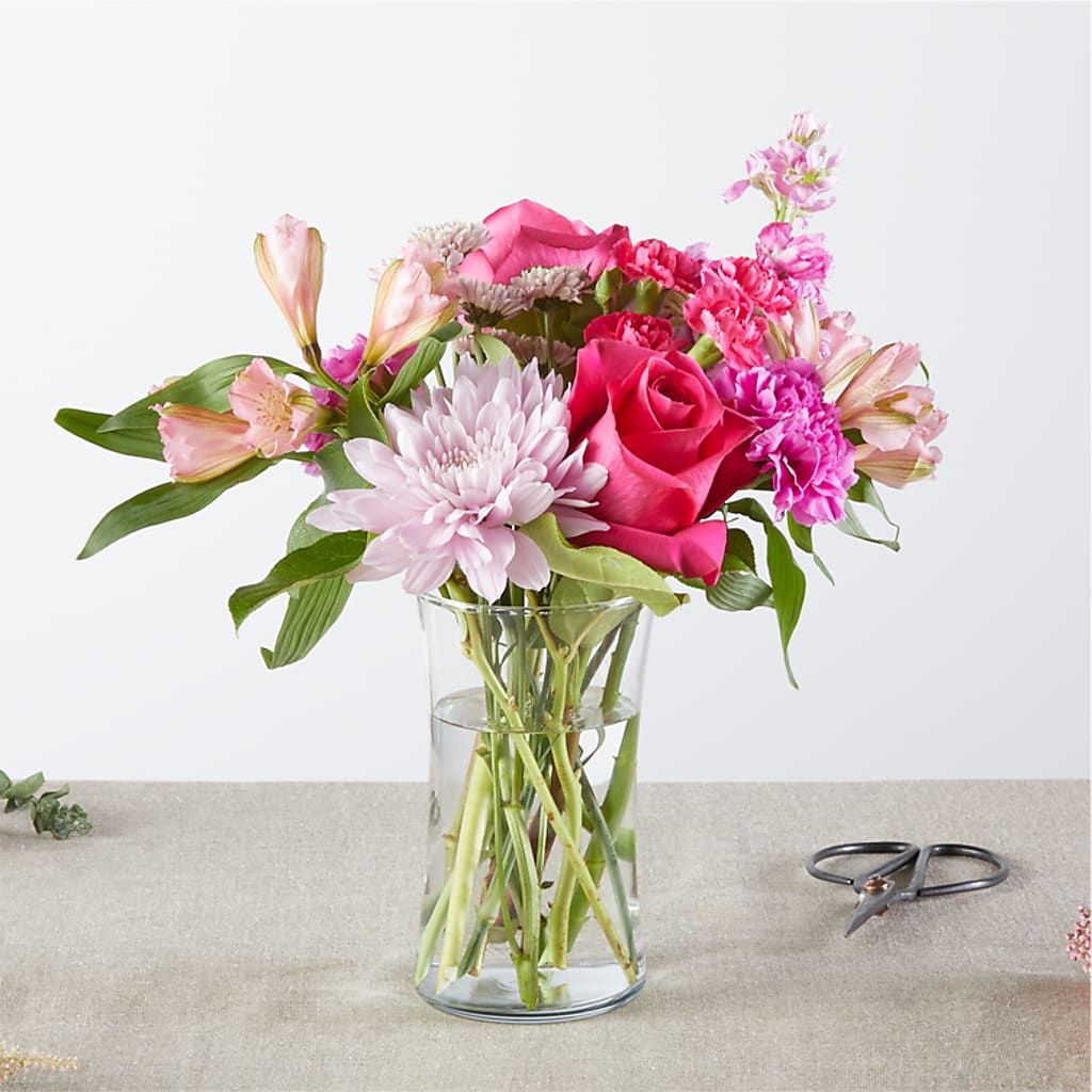 Pink Ribbon - A Florist Original – TIM'S TREEHOUSE NURSERY & FLORAL, Sutherlin OR