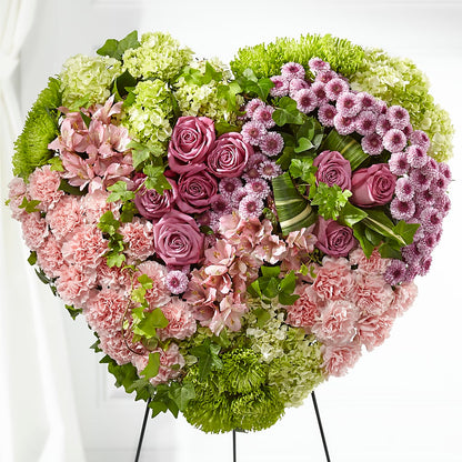 Heartwarming Standing Heart – TIM'S TREEHOUSE NURSERY & FLORAL, Sutherlin OR