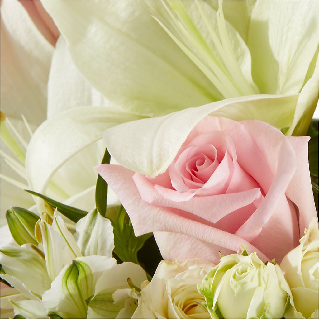 Kindhearted Bouquet – TIM'S TREEHOUSE NURSERY & FLORAL, Sutherlin OR