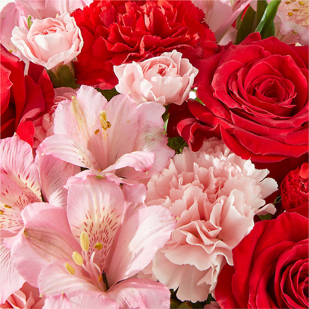 Candy Kisses Bouquet – TIM'S TREEHOUSE NURSERY & FLORAL, Sutherlin OR