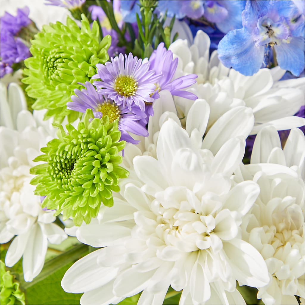 Genuine Gestures Bouquet – TIM'S TREEHOUSE NURSERY & FLORAL, Sutherlin OR