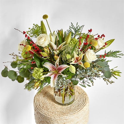 Berry & Bright Bouquet – TIM'S TREEHOUSE NURSERY & FLORAL, Sutherlin OR
