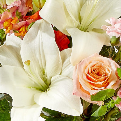 Grapefruit Splash Bouquet – TIM'S TREEHOUSE NURSERY & FLORAL, Sutherlin OR