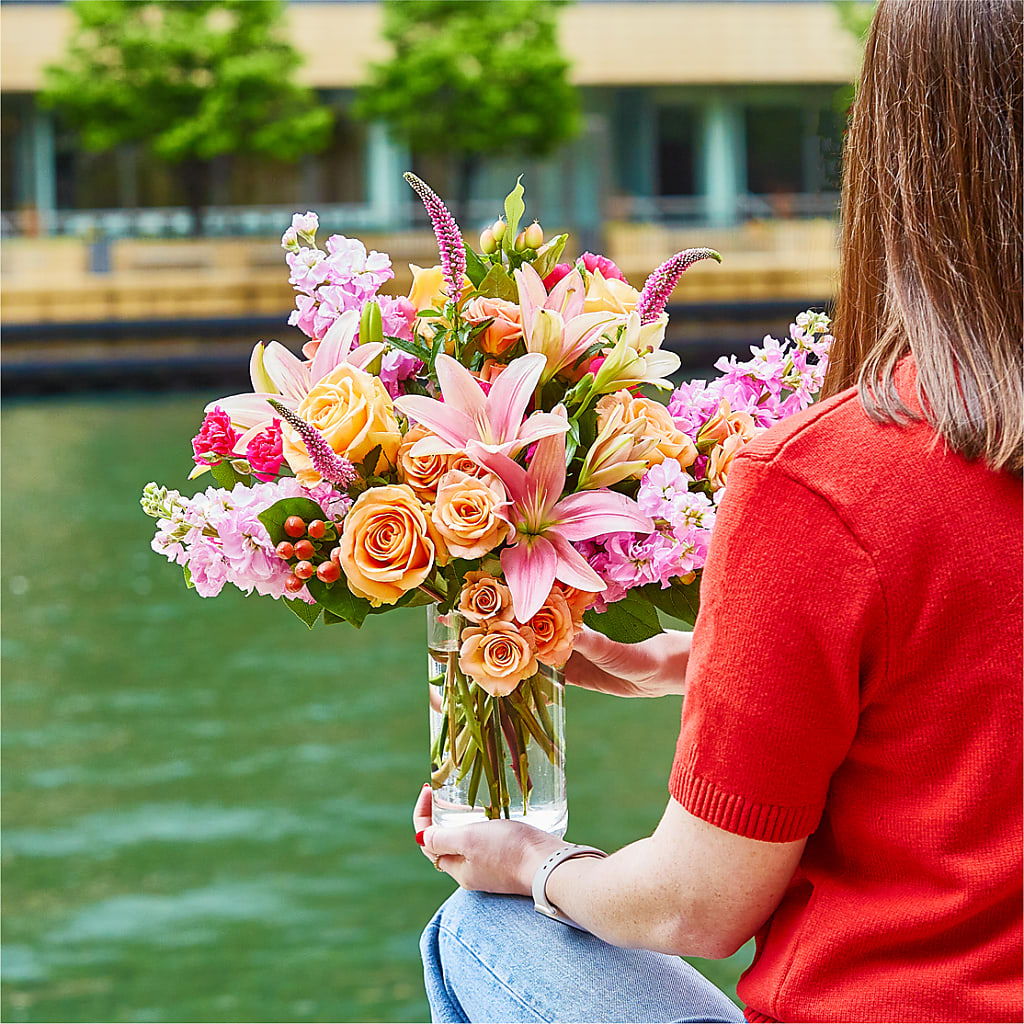 Bisous Bouquet – TIM'S TREEHOUSE NURSERY & FLORAL, Sutherlin OR
